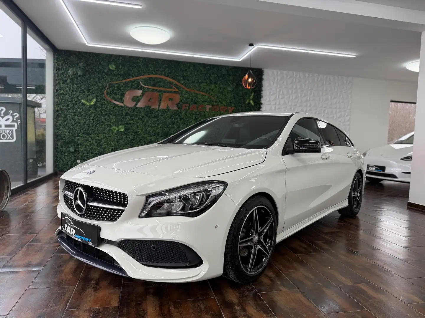 Mercedes-Benz CLA 200 *VERKAUFT* Weiß - 2