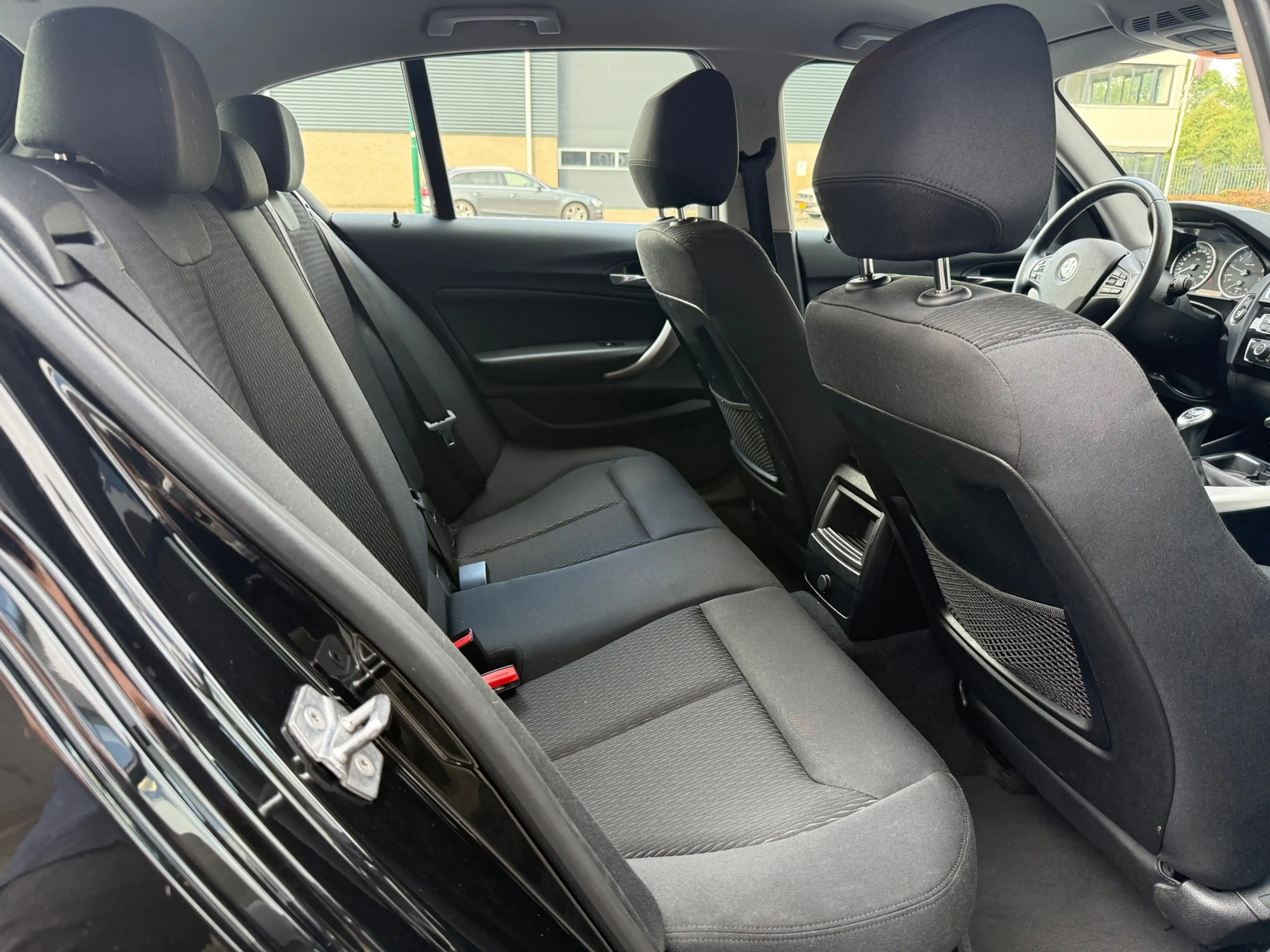 BMW 116 1-serie 116i Sport NAVIGATIE/CRUISE/STOELVERWARMIN — photo 8
