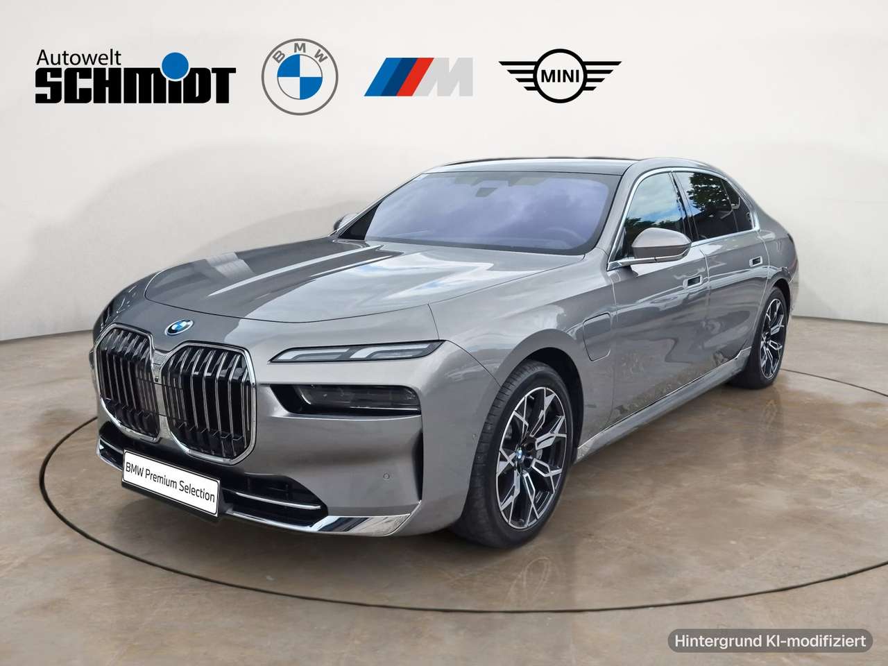 BMW 750 2025