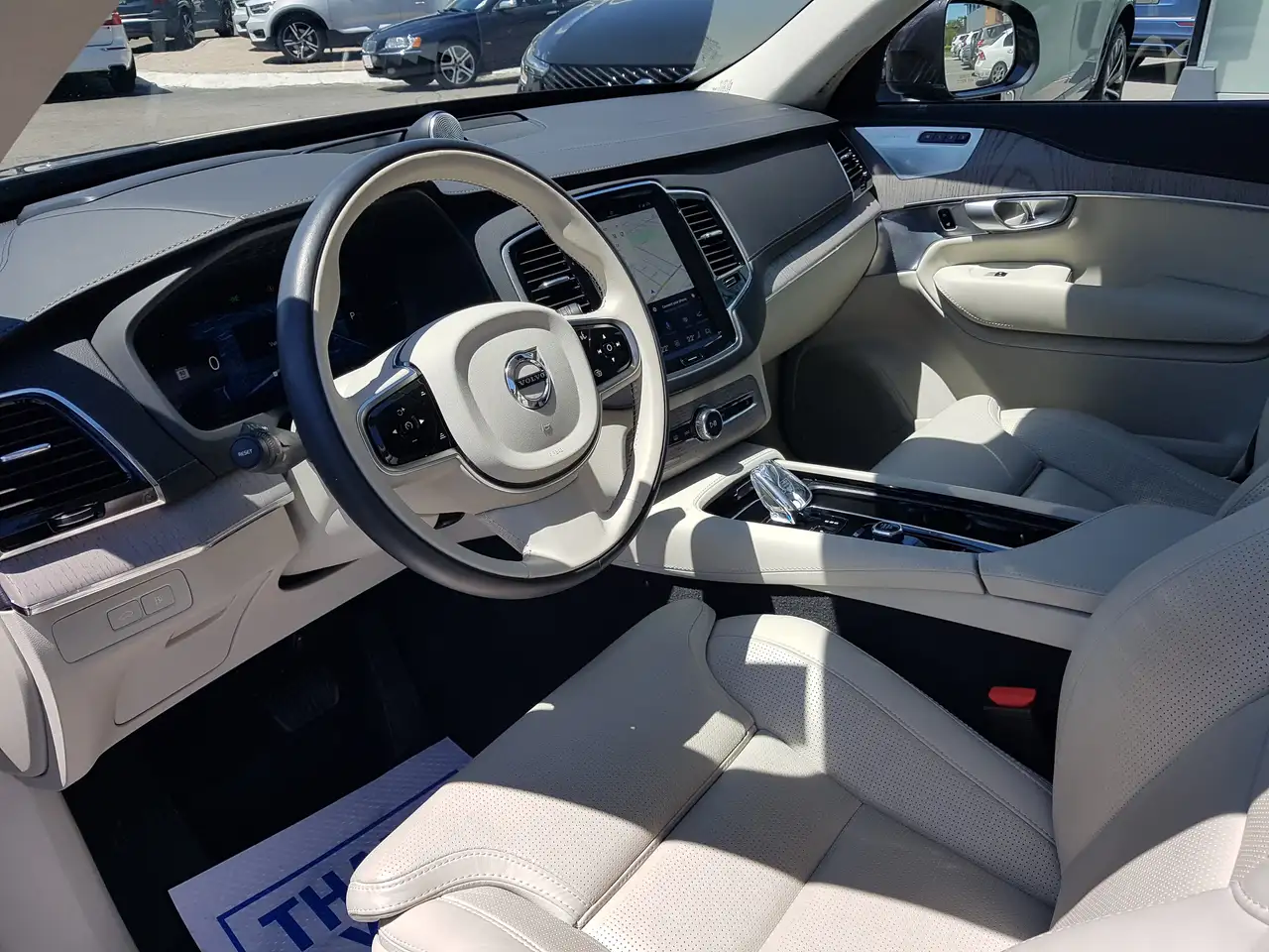 Volvo XC90 снимка Volvo XC90