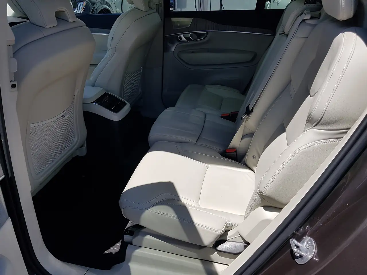 Volvo XC90 снимка Volvo XC90