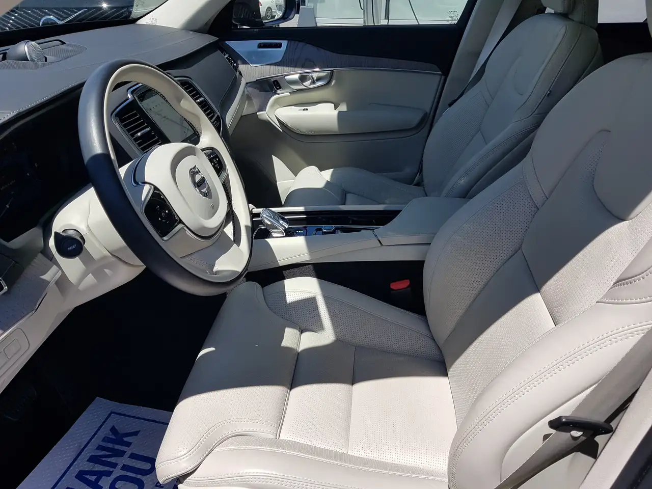 Volvo XC90 снимка Volvo XC90