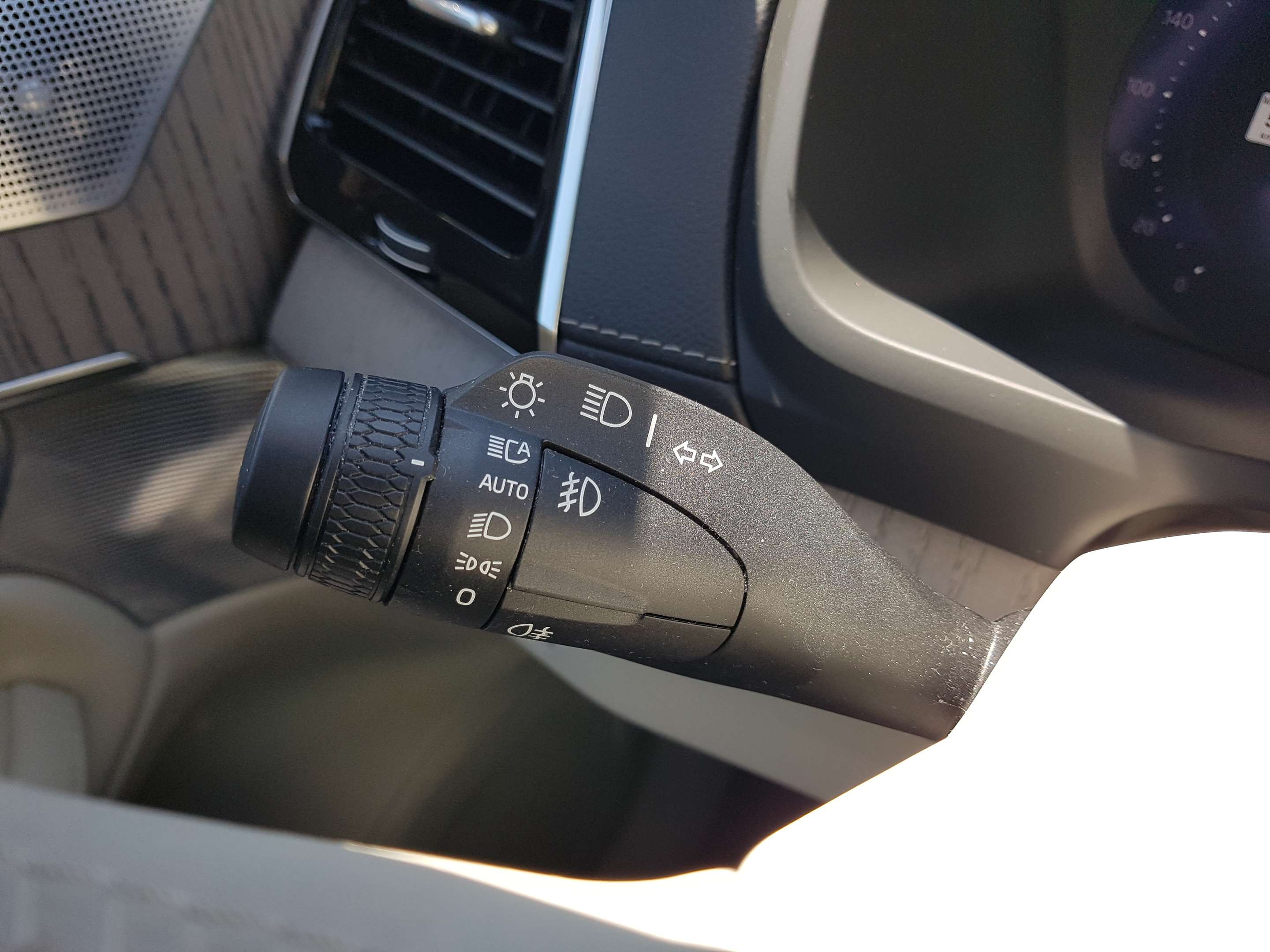2024 Volvo XC90 T8 eAWD PHEV Ultimate Bright Theme 7-Seater |CPO|B thumb 49