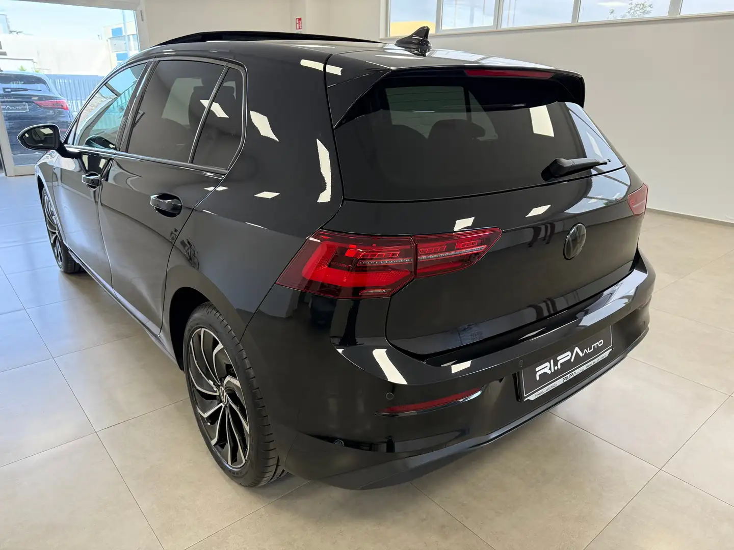 Volkswagen Golf Style Negro - 2