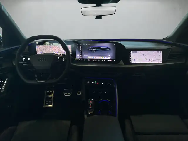 Audi Q5 view 8