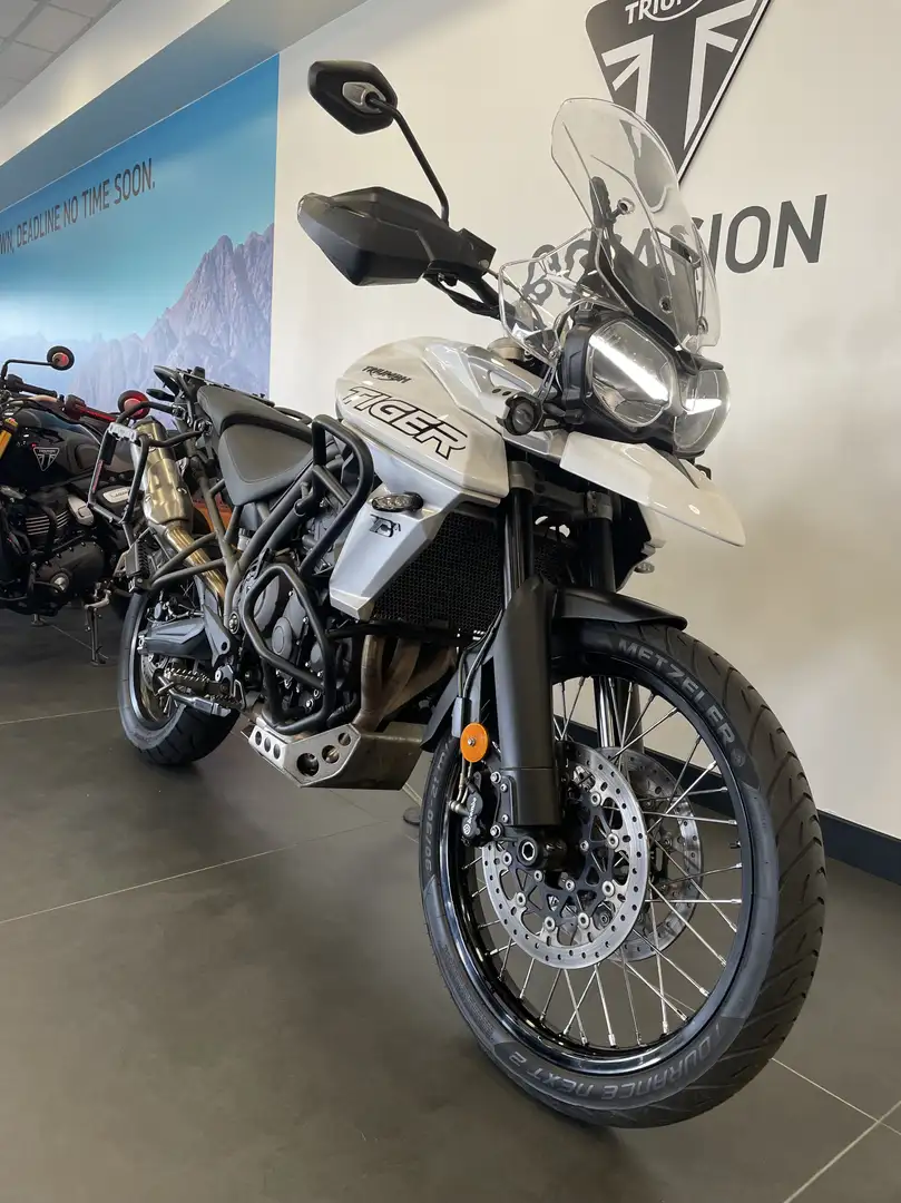 Triumph Tiger 800 - 2