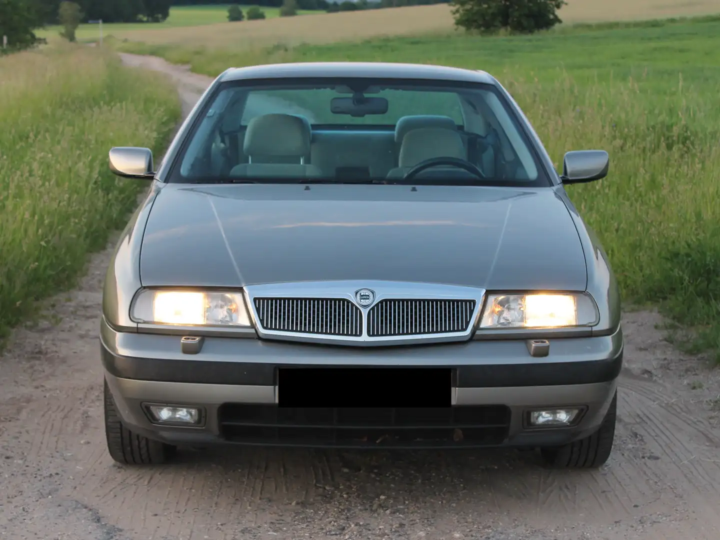 Lancia Kappa 2.4i 20v LS Beige - 1