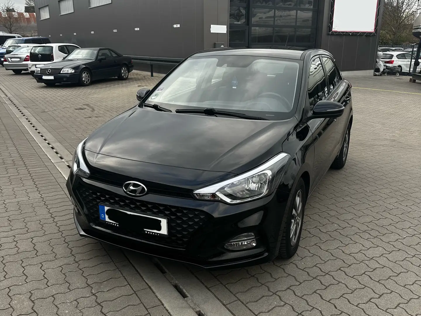 Hyundai i20 i20 blue 1.0 T-GDI Trend Schwarz - 1
