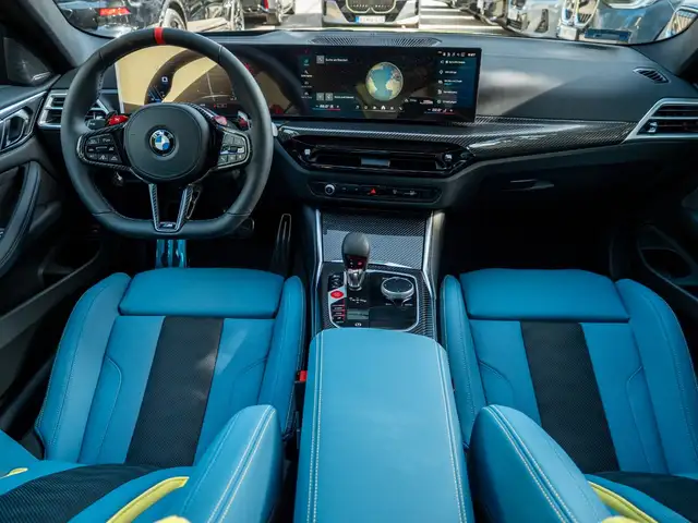 BMW M4 view 14