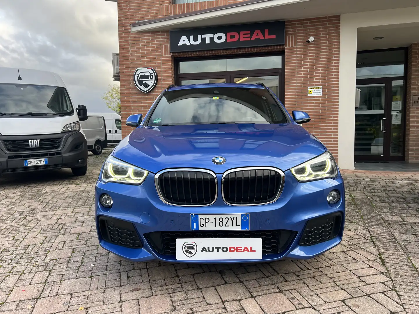 BMW X1 xdrive18d Msport auto Blu/Azzurro - 2