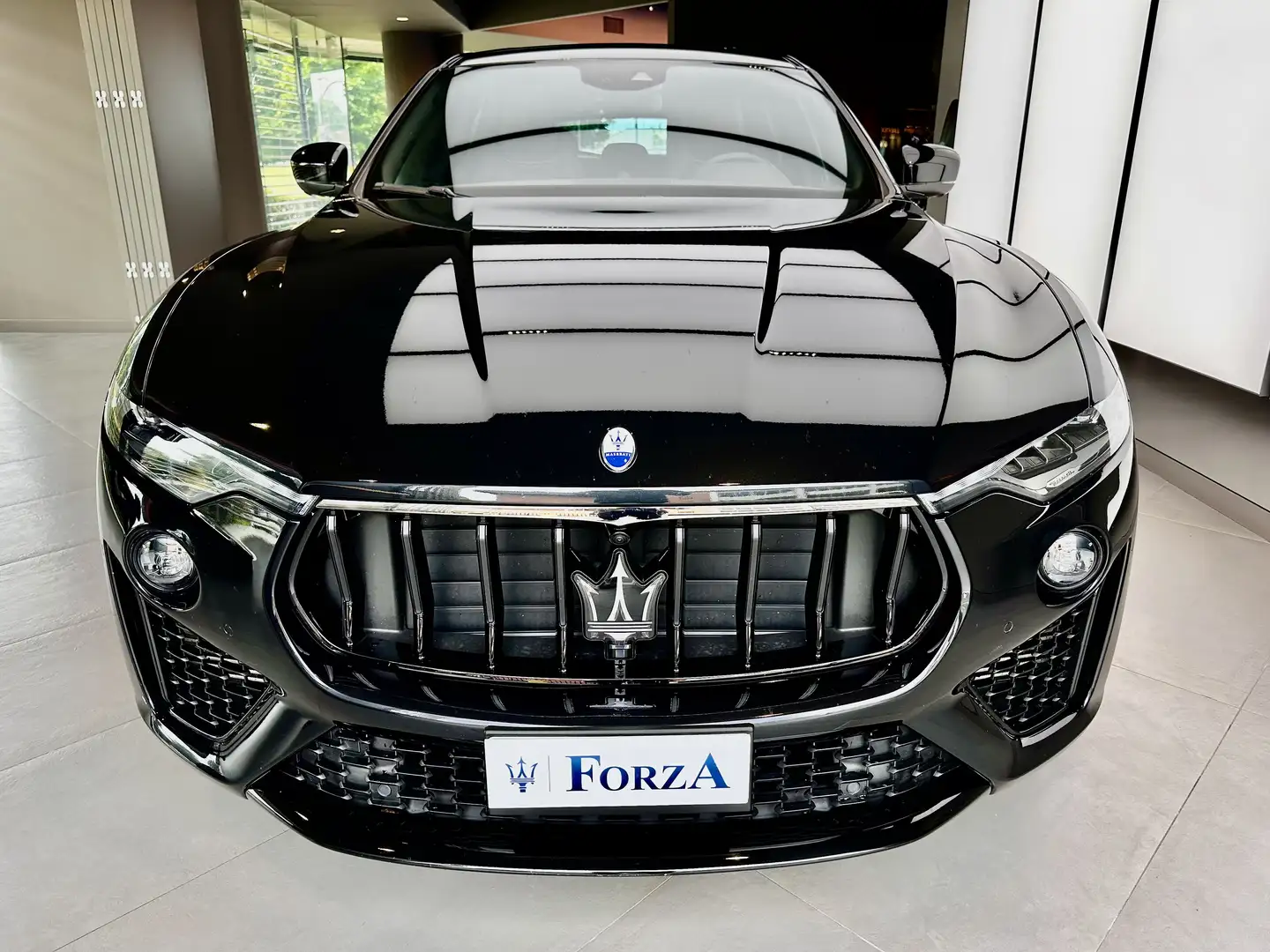 Maserati Levante 3.0 V6 Modena Ultima 430cv auto Fekete - 2