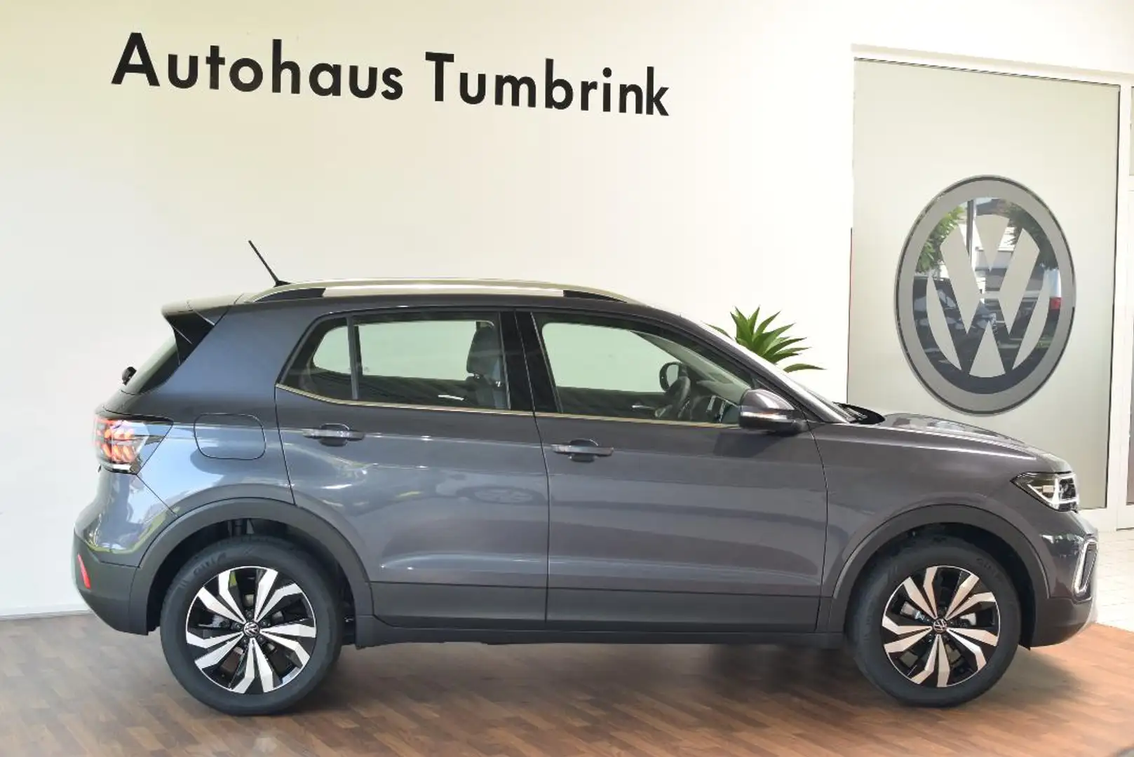 Volkswagen T-Cross Style TSI DSG Kamera Keyless Garantieverl. Grau - 2