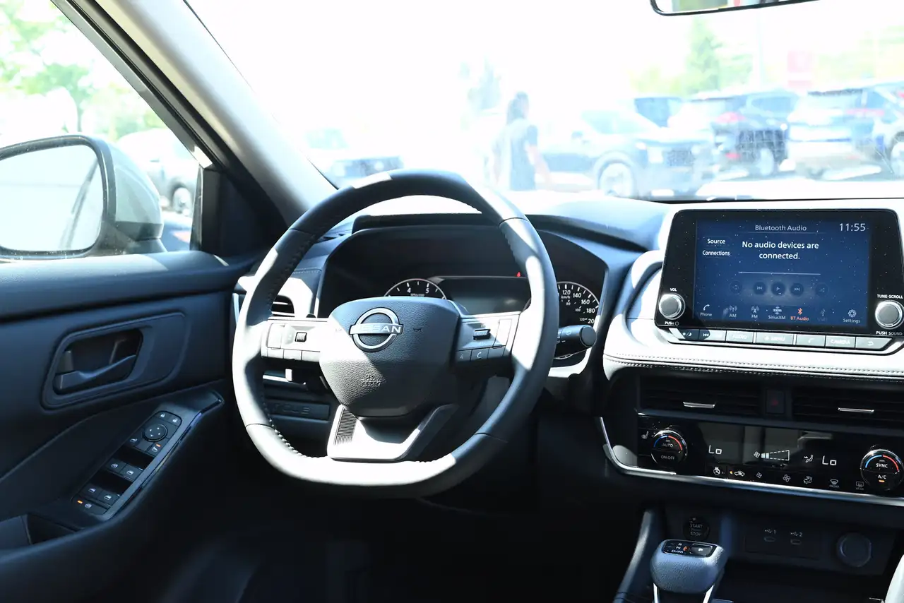 Nissan Rogue photo Nissan Rogue