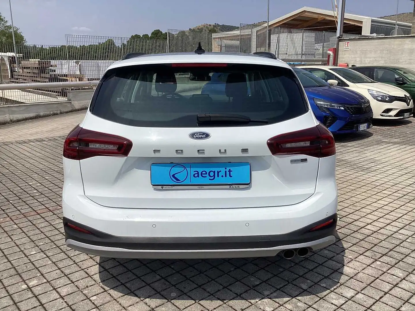 Ford Focus 4ª serie 1.0 EcoBoost Hybrid 125 CV 5p. Active Blanco - 2