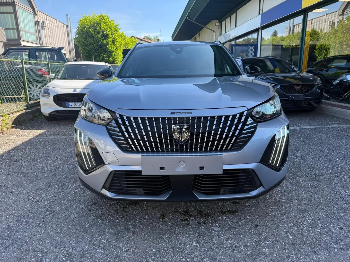 Peugeot 2008 1.2 puretech Allure s&s 130cv eat8 Grigio - 2