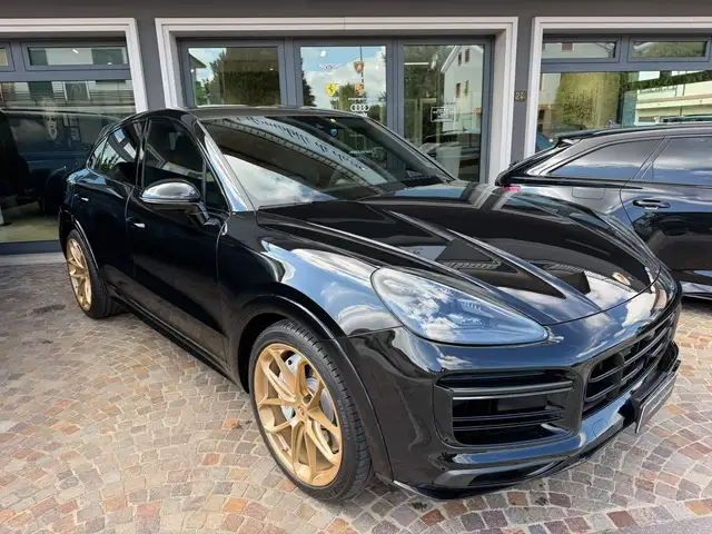 2019 Porsche Cayenne in Black for sale