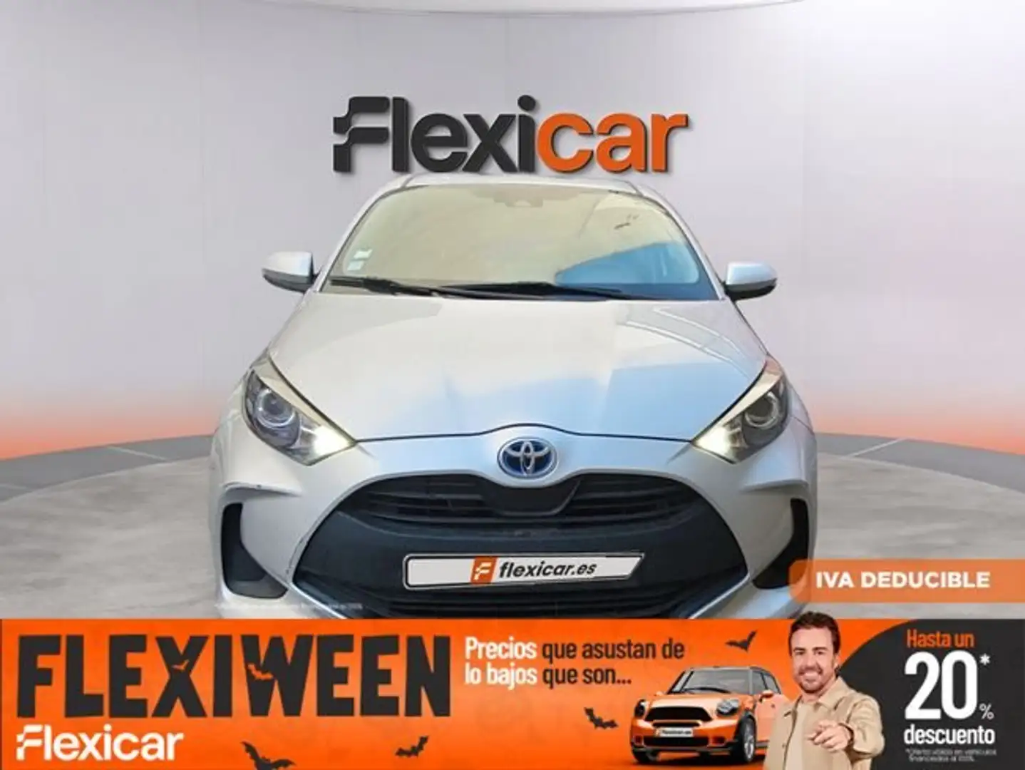Toyota Yaris 120H 1.5 Active Tech Gris - 1