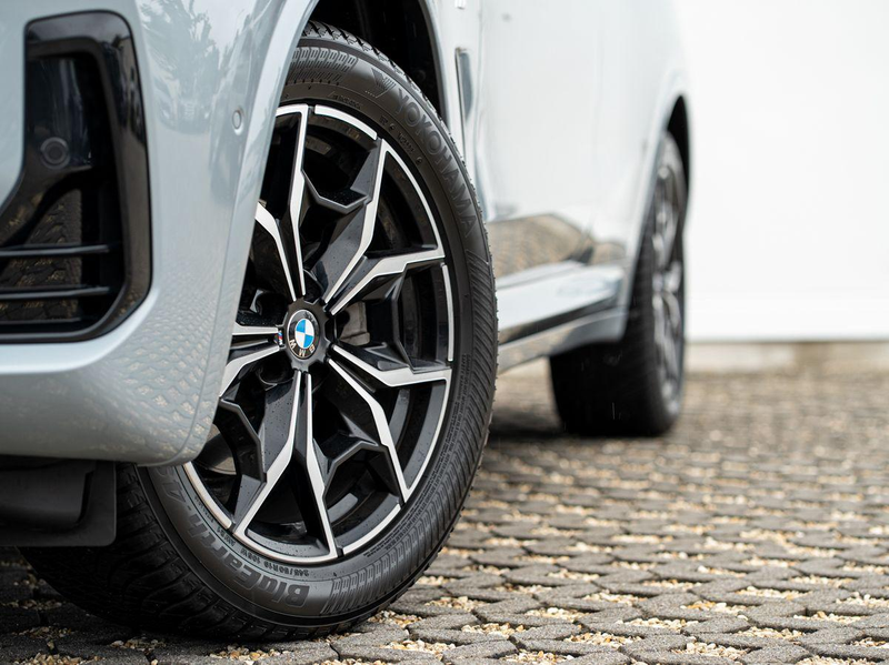 BMW X4 xDrive20d M-Sport PANO ACC Laser HuD KoZg RFK — photo 5