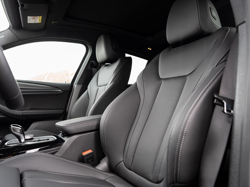 BMW X4 xDrive20d M-Sport PANO ACC Laser HuD KoZg RFK — photo 10