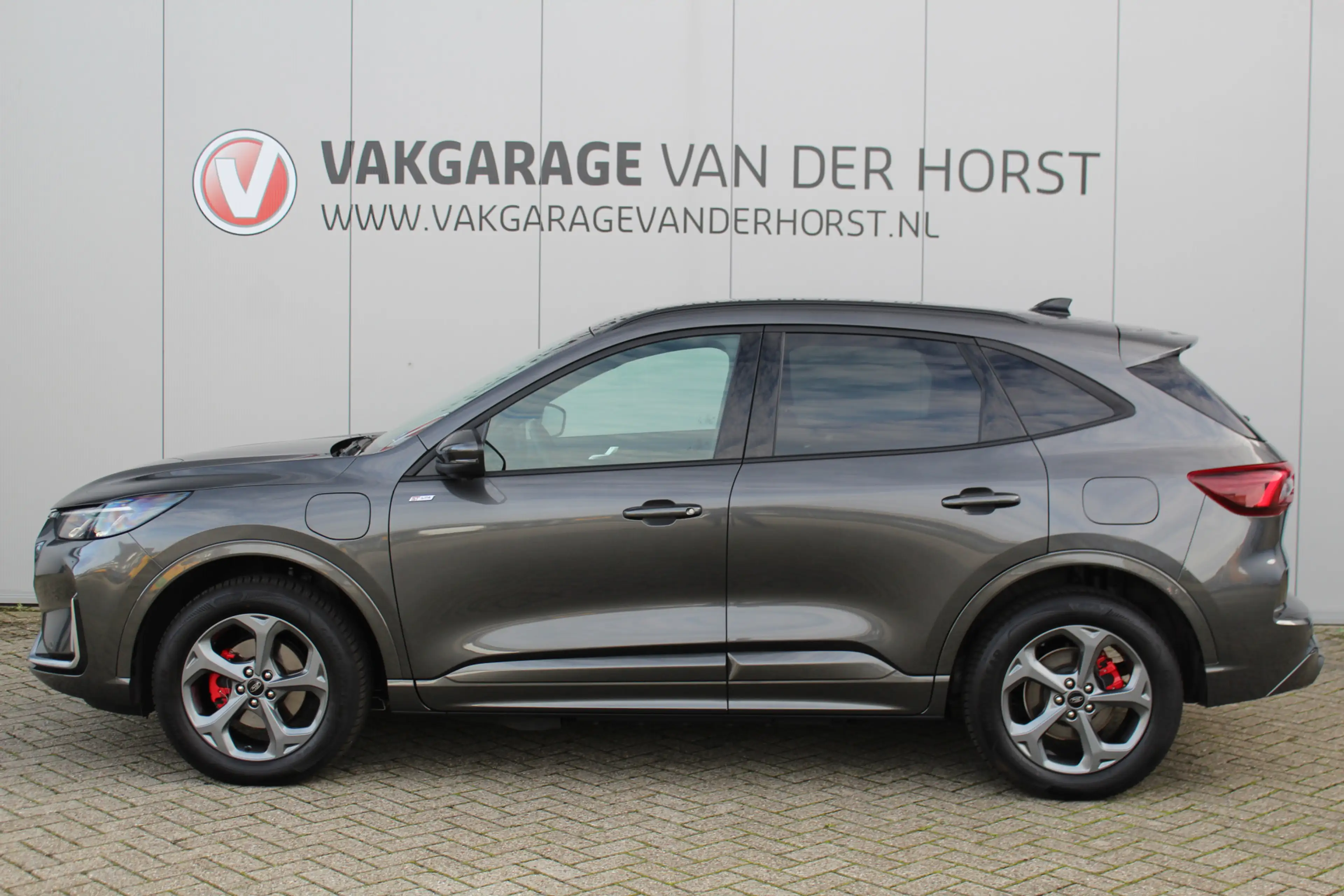 Ford Kuga 2.5 243 pk PHEV ST-Line X Febr. 2026, slechts 4.30 — photo 4