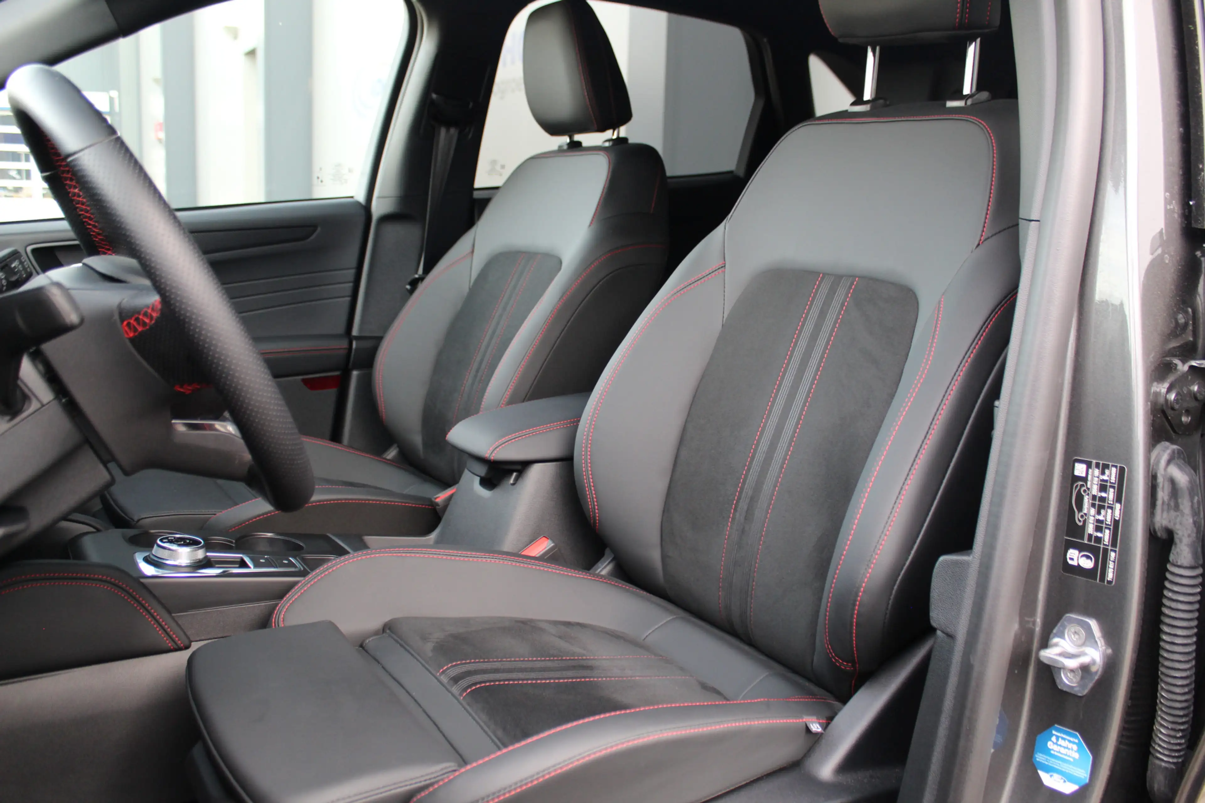 Ford Kuga 2.5 243 pk PHEV ST-Line X Febr. 2026, slechts 4.30 — photo 20
