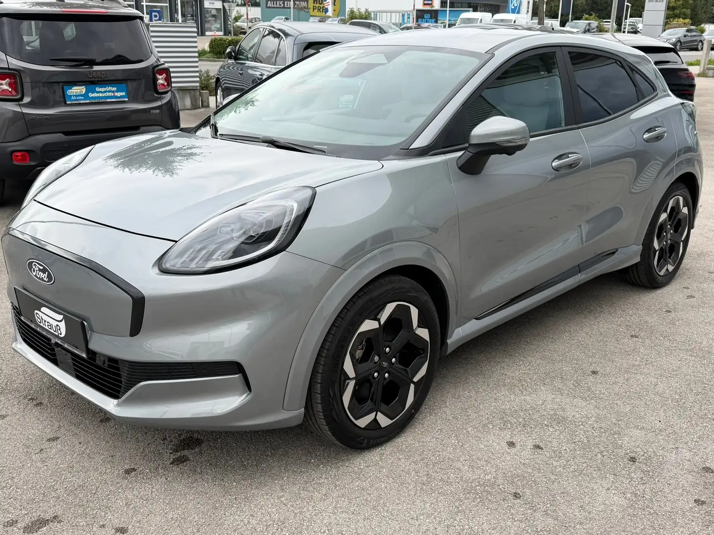 Ford Puma Gen-E Puma E-Gen 43kWh Premium Premium Silber - 2