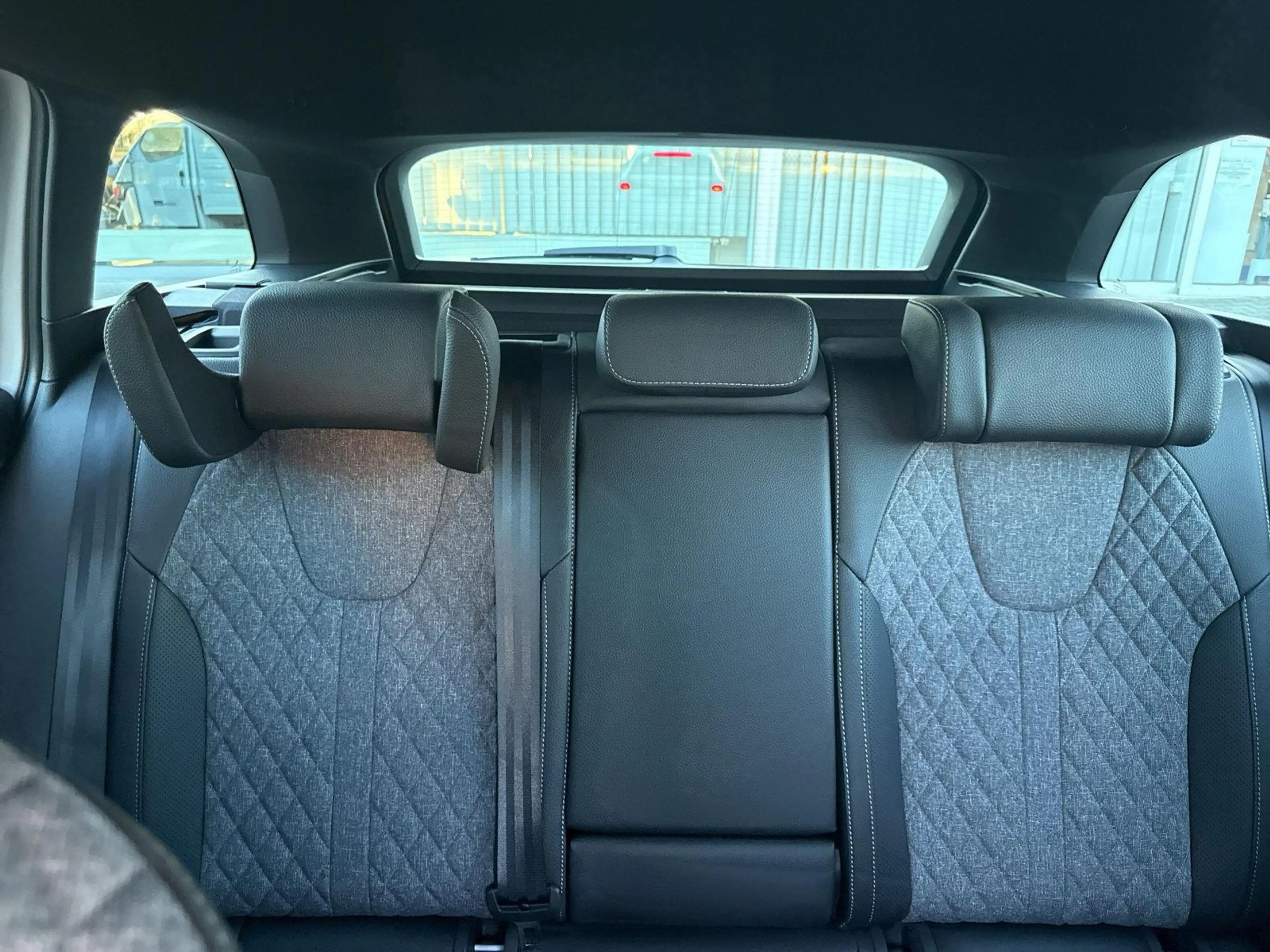 Skoda Octavia Skoda Oktavia Sportline 2.0TDI AHK Schwenkbar — photo 40