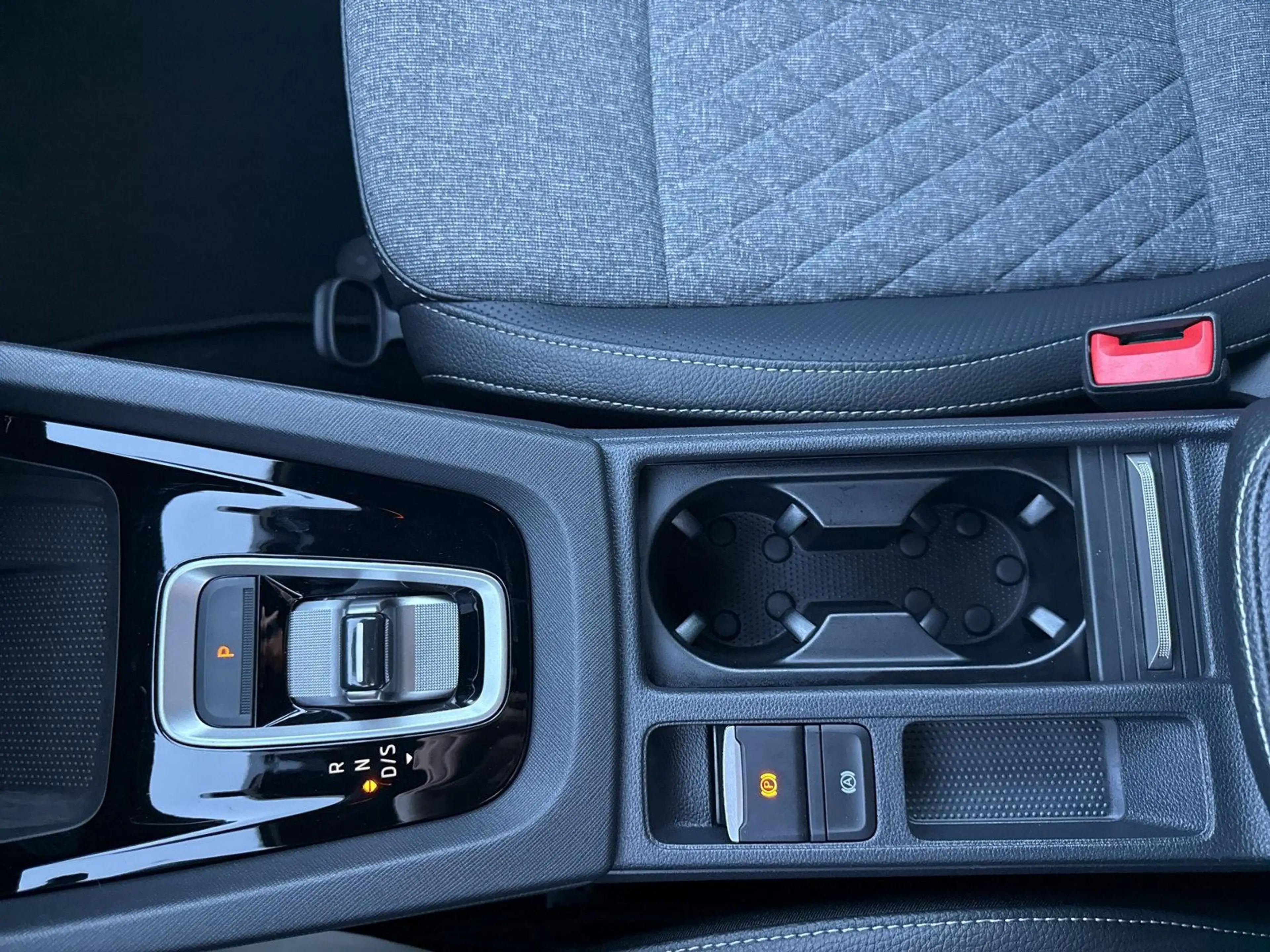 Skoda Octavia Skoda Oktavia Sportline 2.0TDI AHK Schwenkbar — photo 38