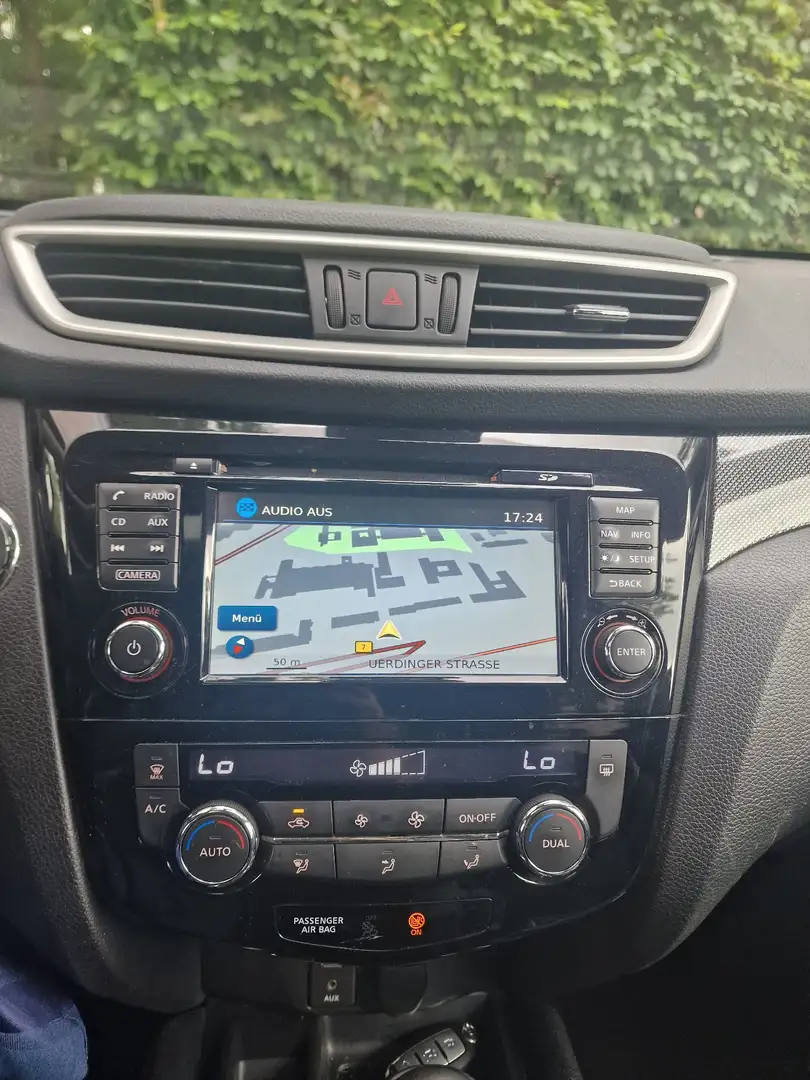Nissan X-Trail Tekna Grau - 2