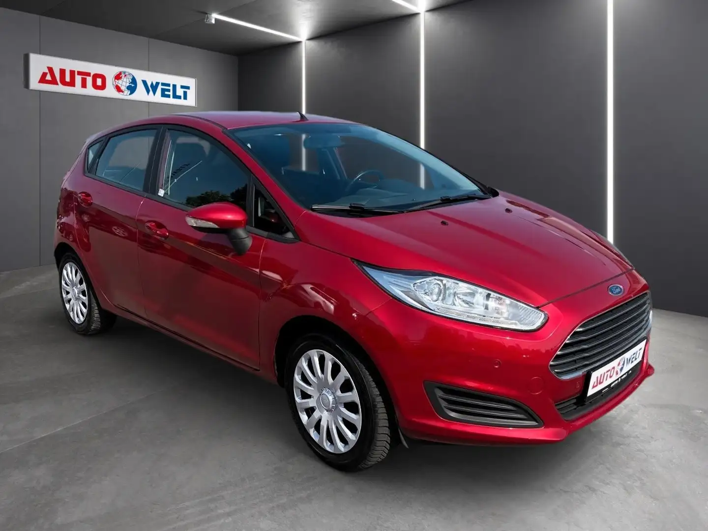 Ford Fiesta 1.5 TDCi 5-trg. Klima Sitzhzg Parkhilfe Rot - 2
