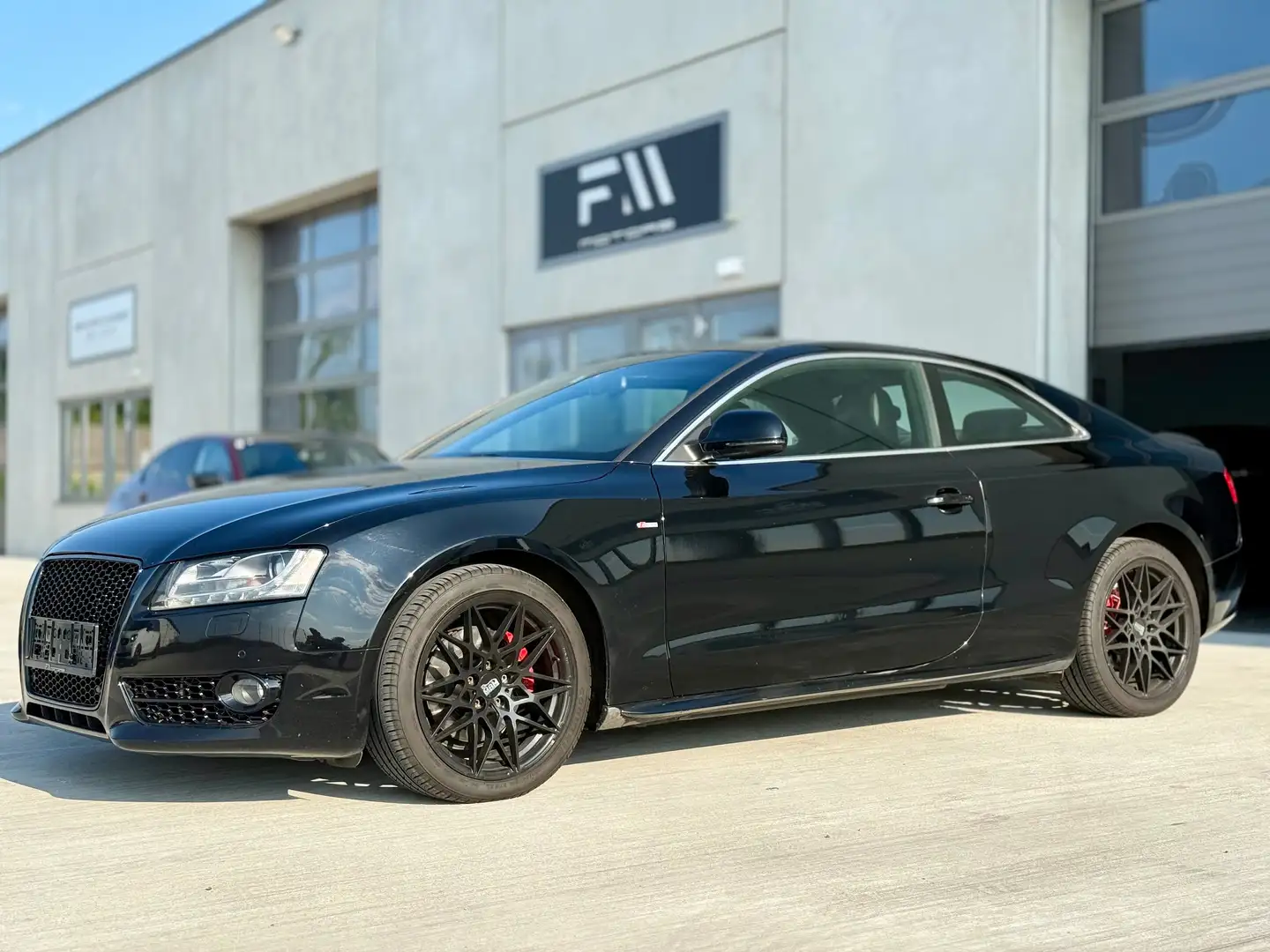 Audi A5 A5 Coupe 2.0 TDI Maxton Spoiler, MAM Felgen Zwart - 1