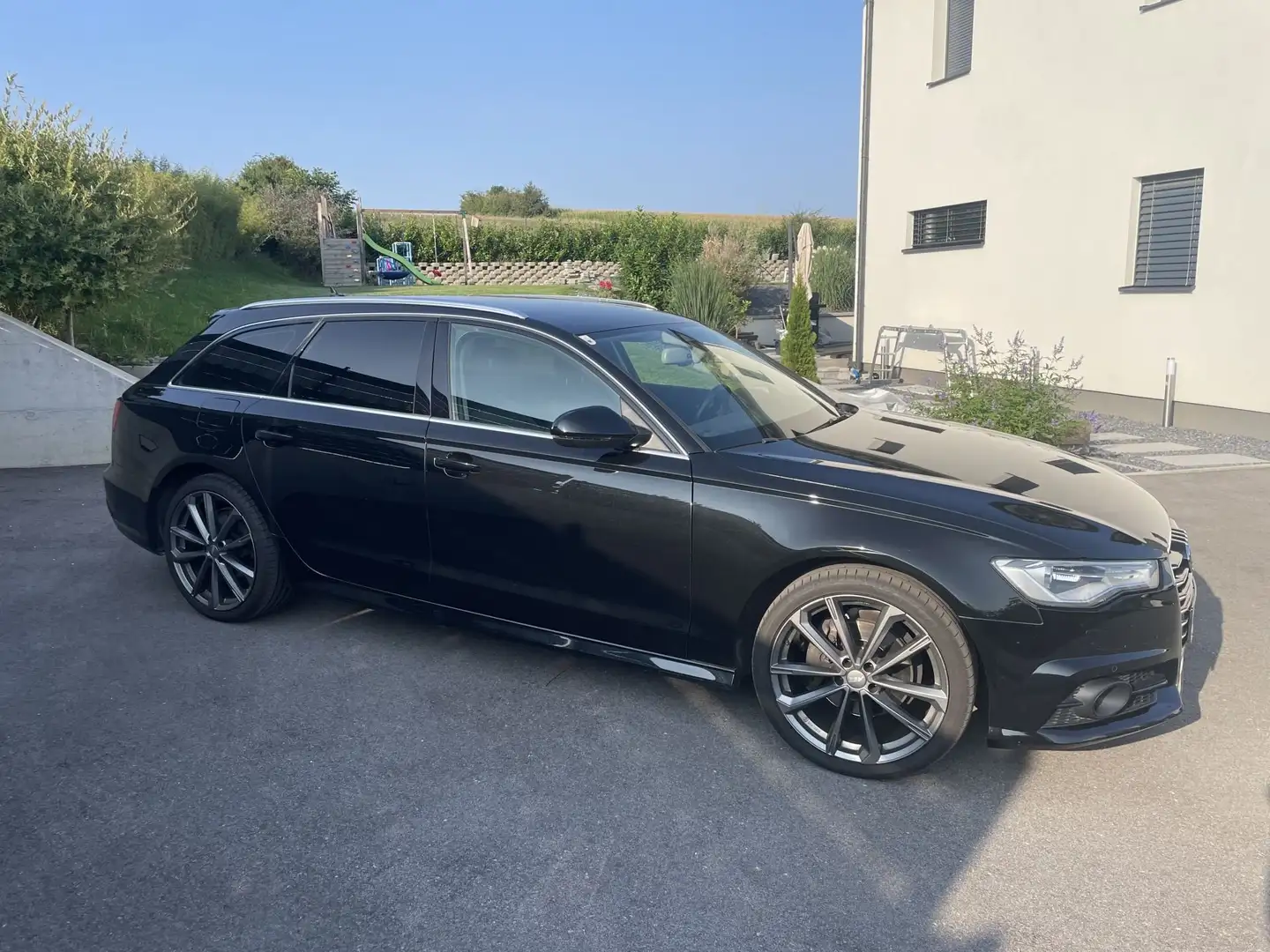 Audi A6 A6 Avant 2,0 TDI ultra S-tronic ultra Schwarz - 1