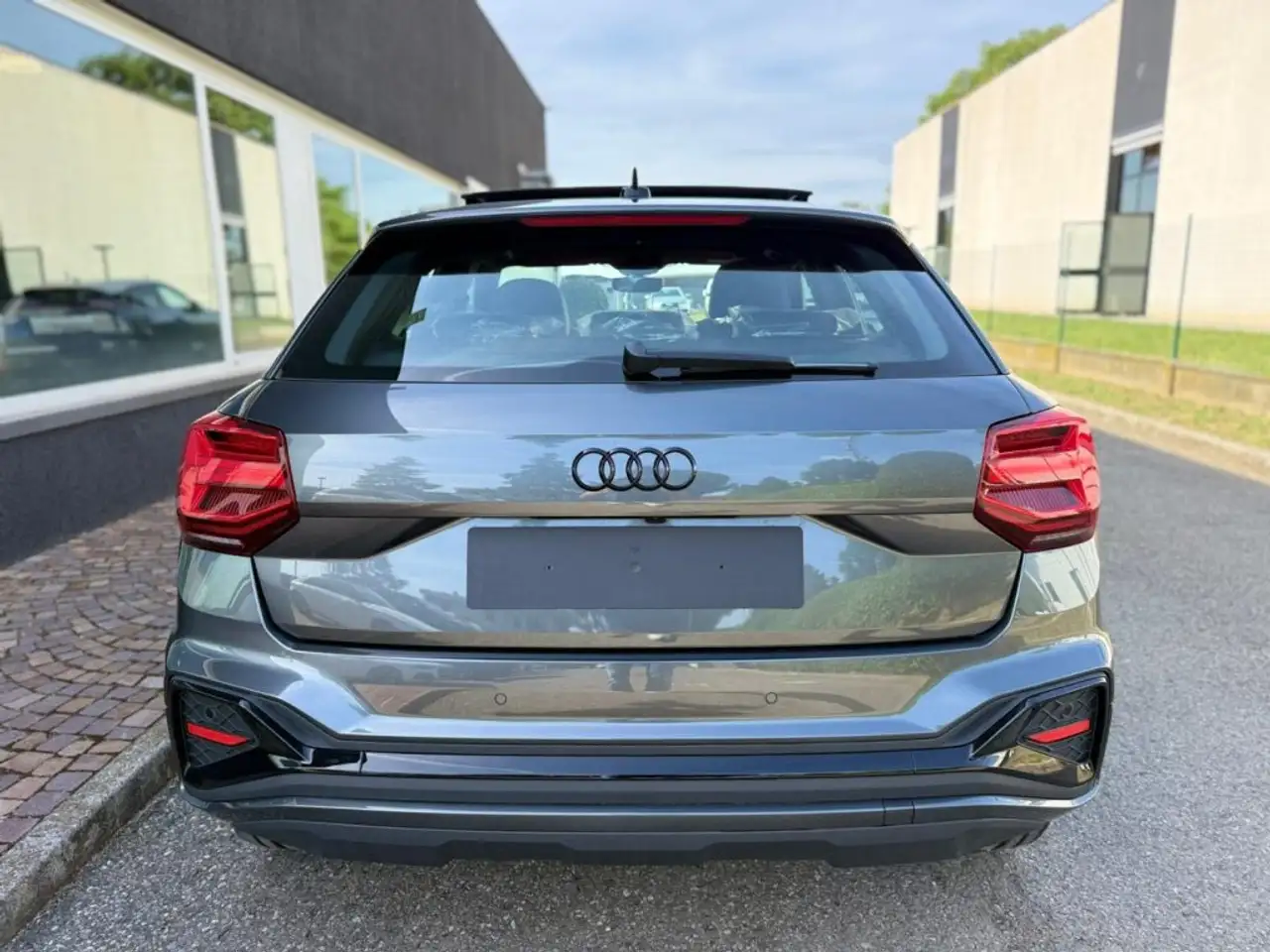 Audi Q2 35 TDI S tronic S line Black Line TETTO MATRIX, миниатюра 6