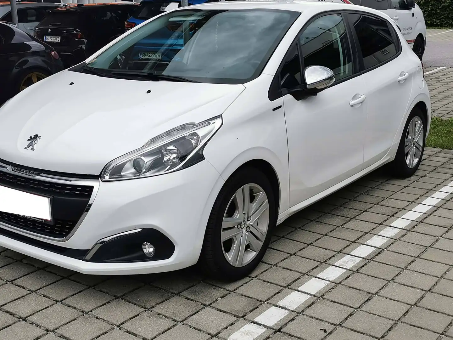 Peugeot 208 208 Active 1,2 PureTech 82 Active Weiß - 1