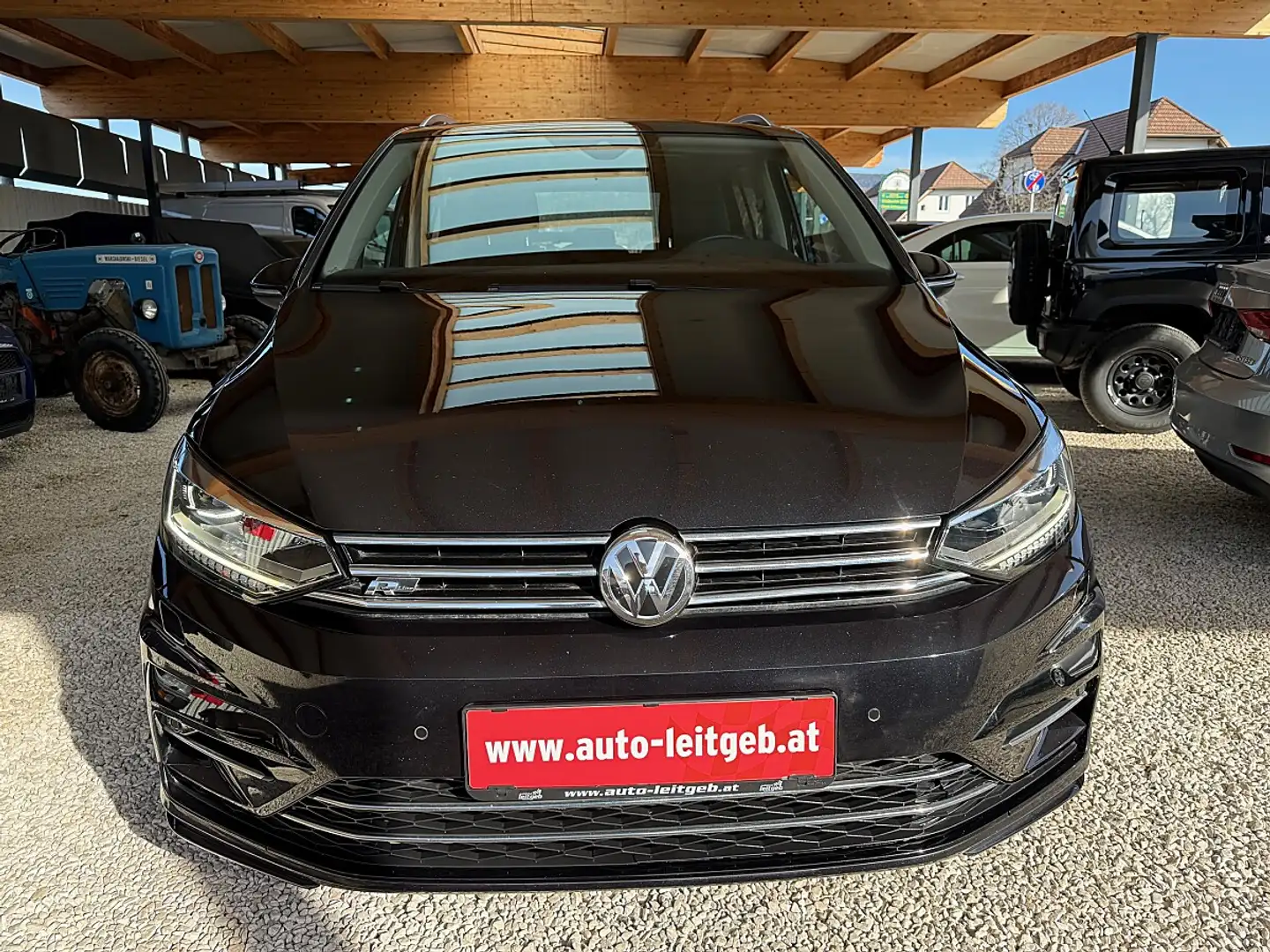 Volkswagen Touran 1,5 TSI ACT Highline 7 Sitze DSG R-Line Schwarz - 2