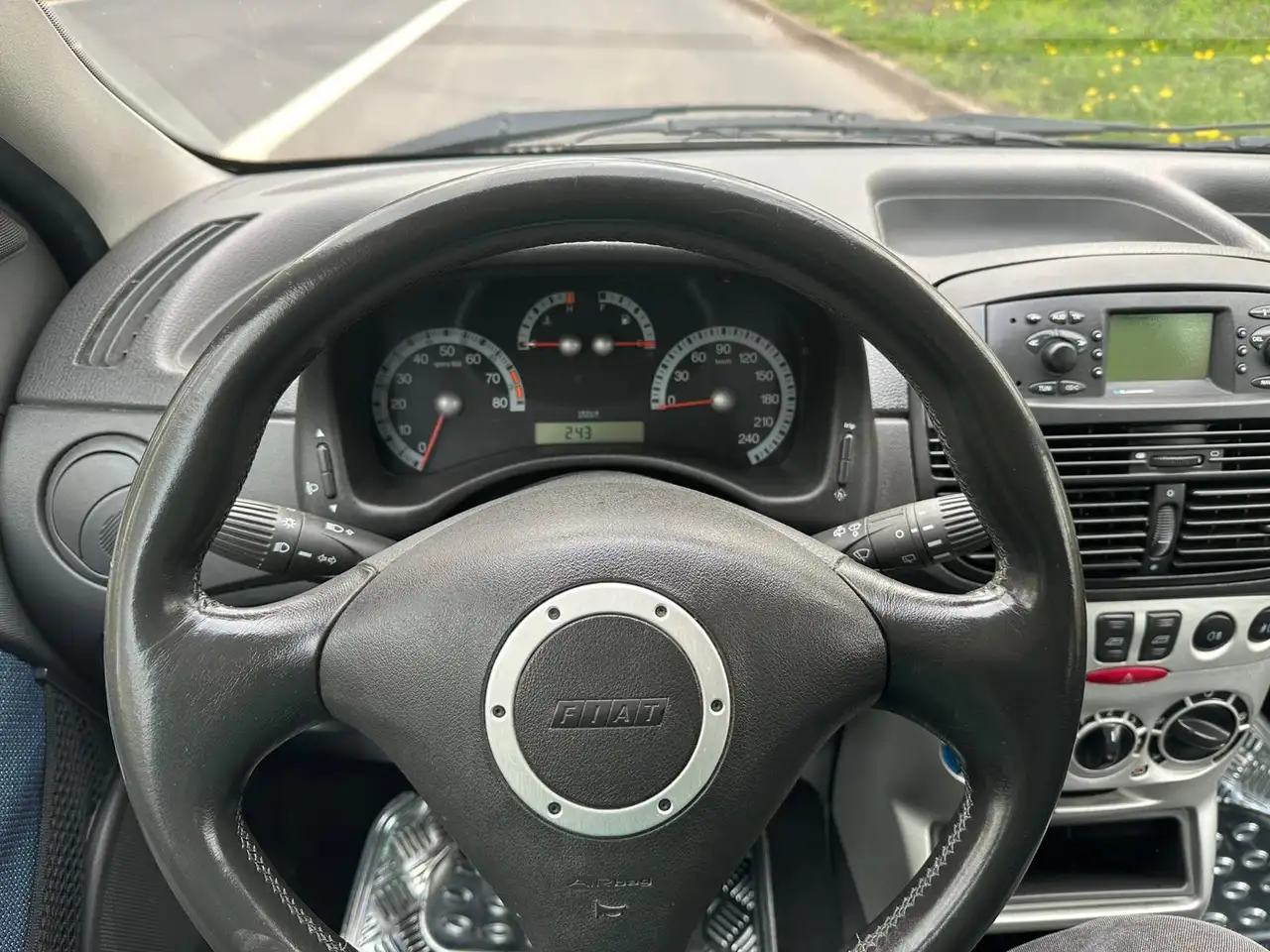 Fiat Punto 1.8 HGT - Tüv:Au NEU (04-28) -Bremsen NEU, foto 8