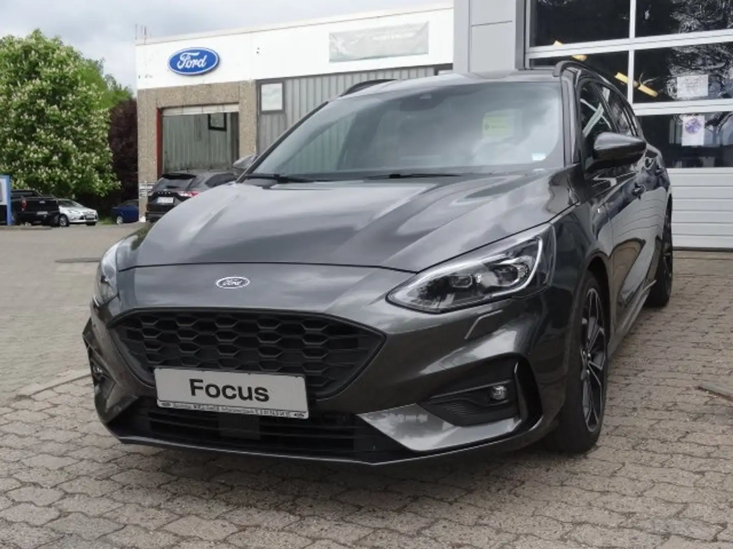 Ford Focus Turnier 1.0 EcoBoost Start-Stopp-System ST-LINE Grau - 1