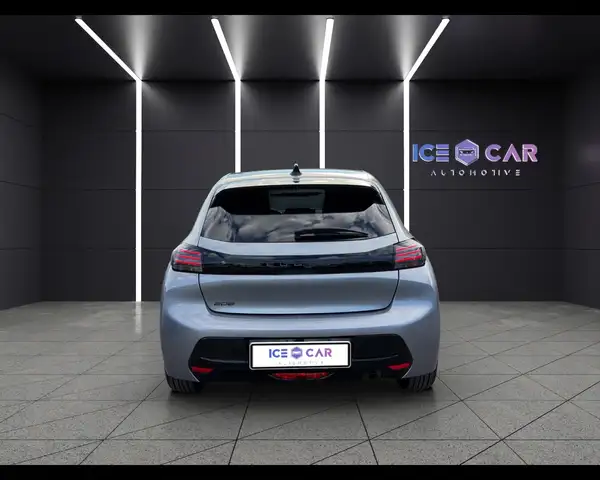 Peugeot 208 view 6
