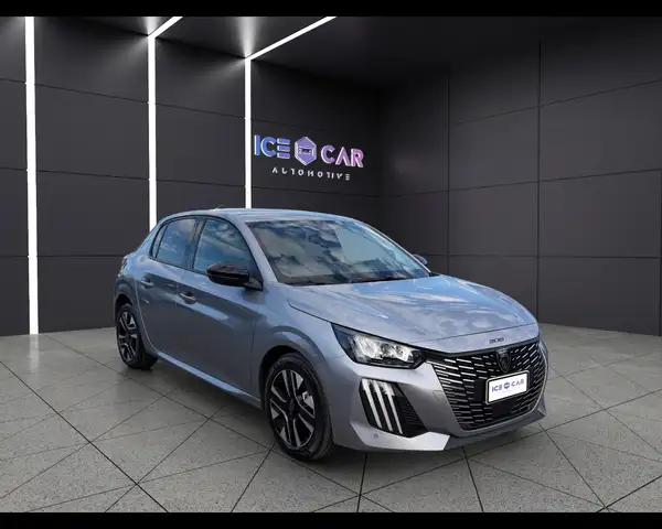 Peugeot 208 view 3