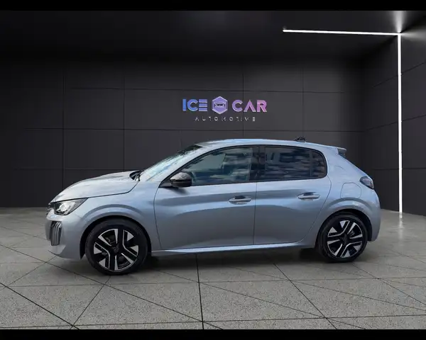 Peugeot 208 view 8