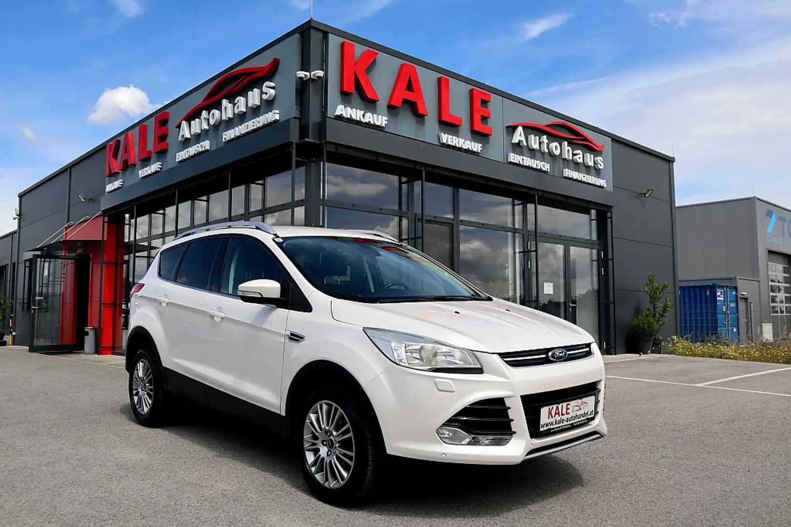Ford Kuga 2,0 TDCi Titanium 4x4 Aut. Weiß - 1