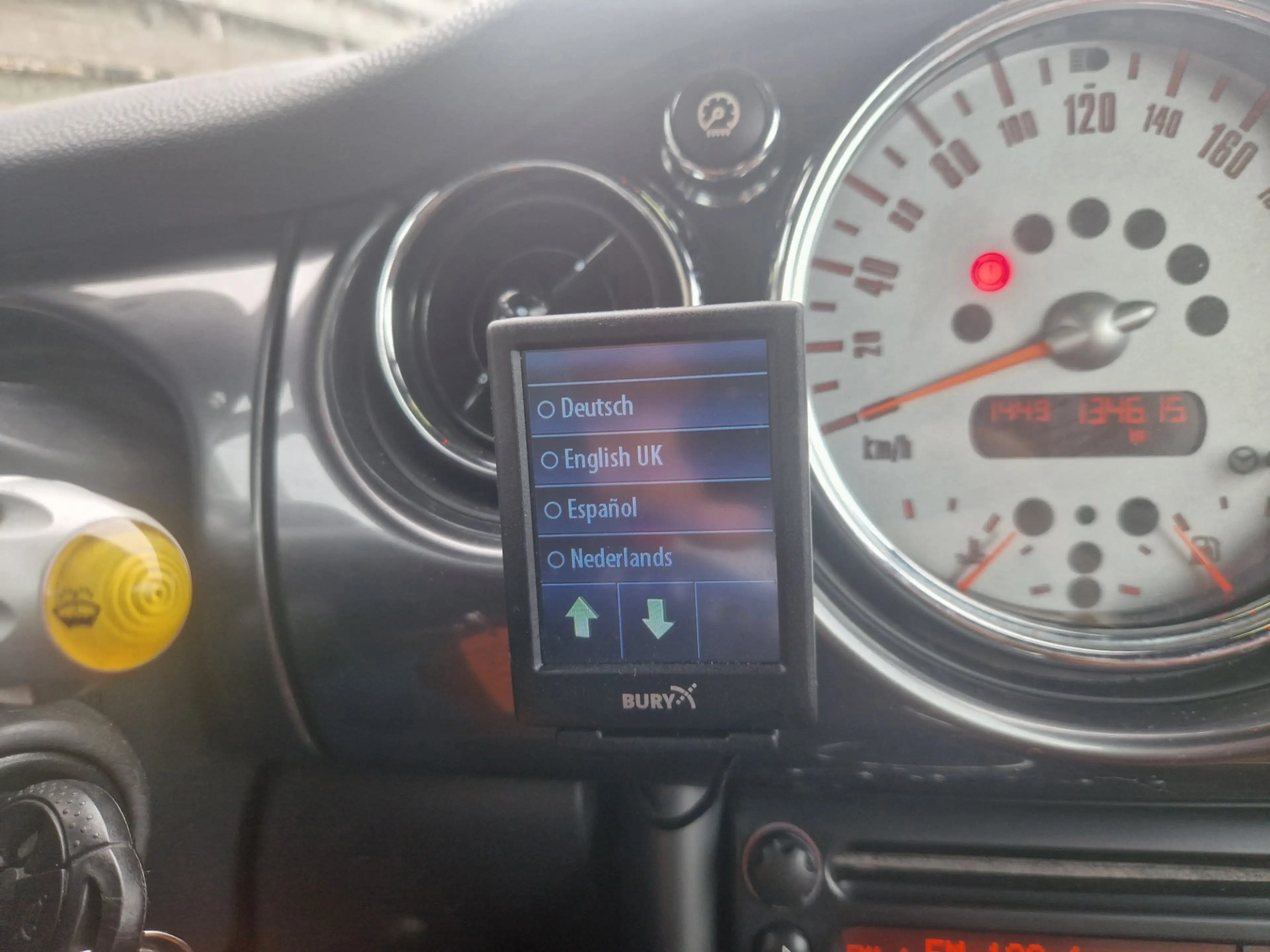 MINI One Cabrio Mini 1.6 Sidewalk — photo 9