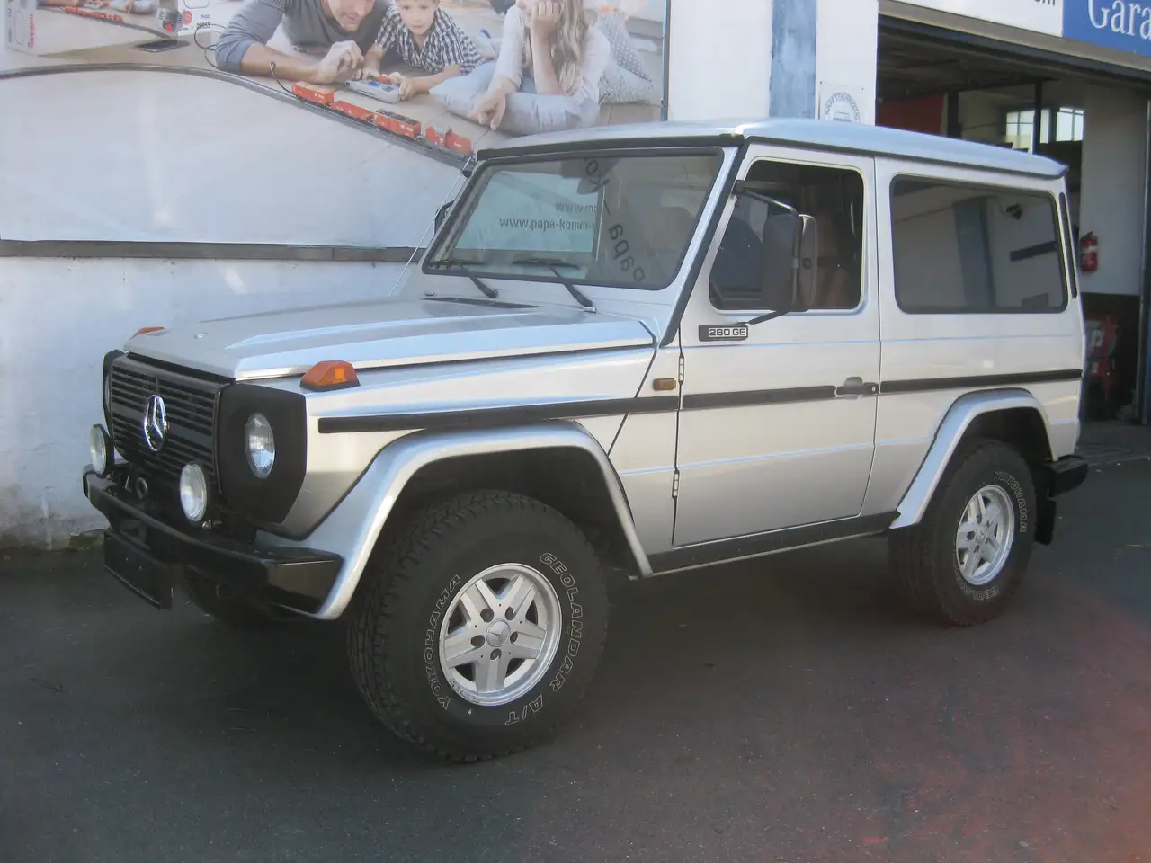 Mercedes-Benz G 280