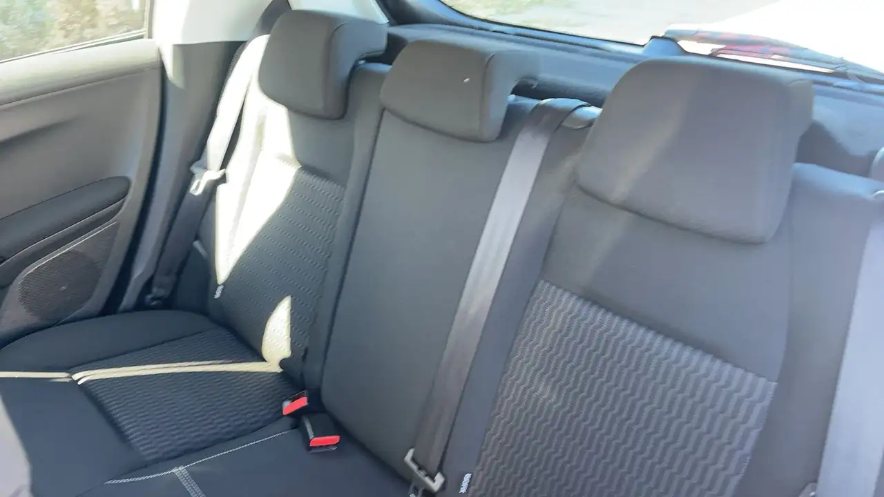 Peugeot 208 208 — photo 9