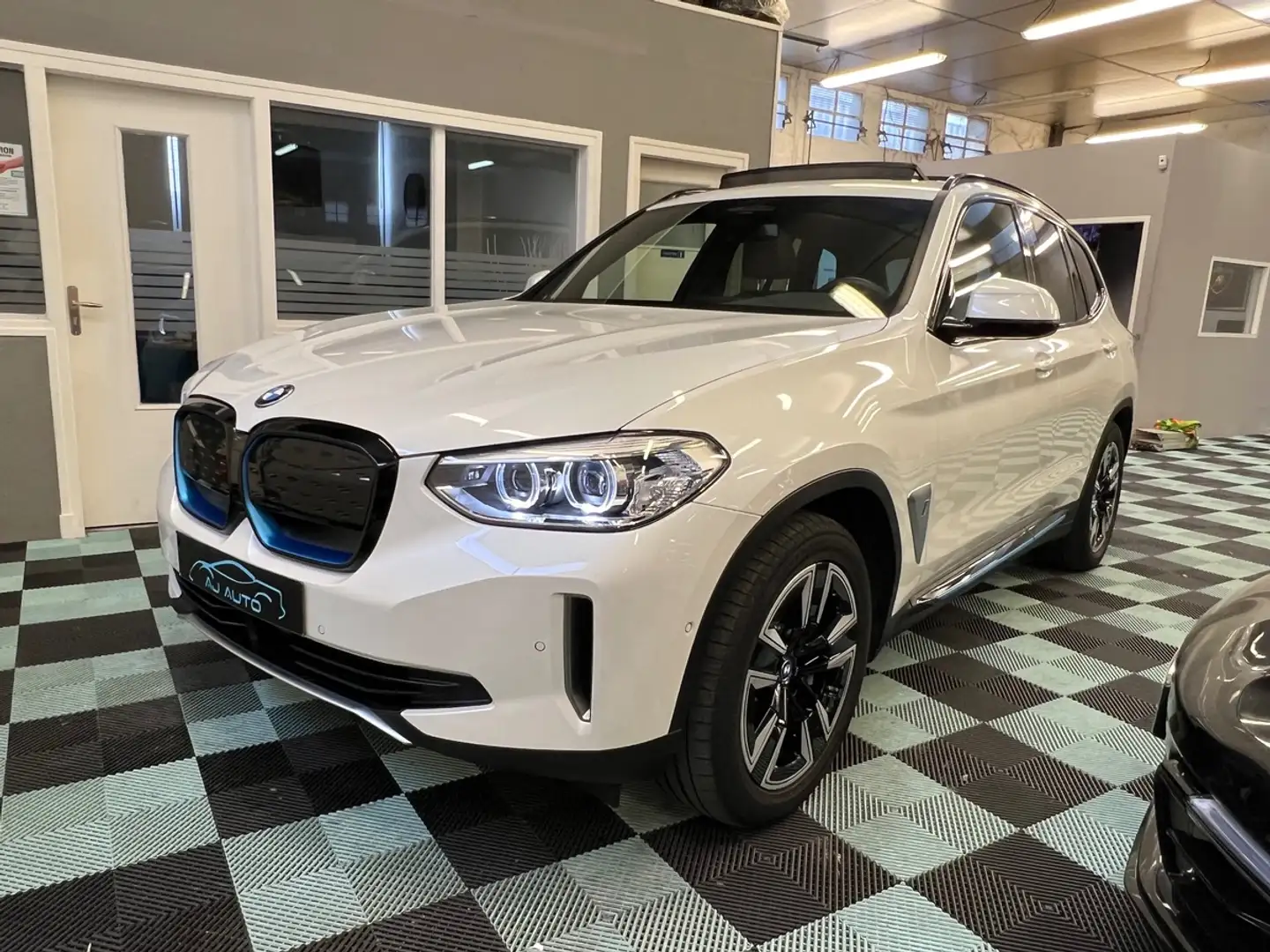 BMW iX3 M SPORT  (G08)  286 80 KWH BATTERIE GTIE 8 ANS/160 Blanco - 2