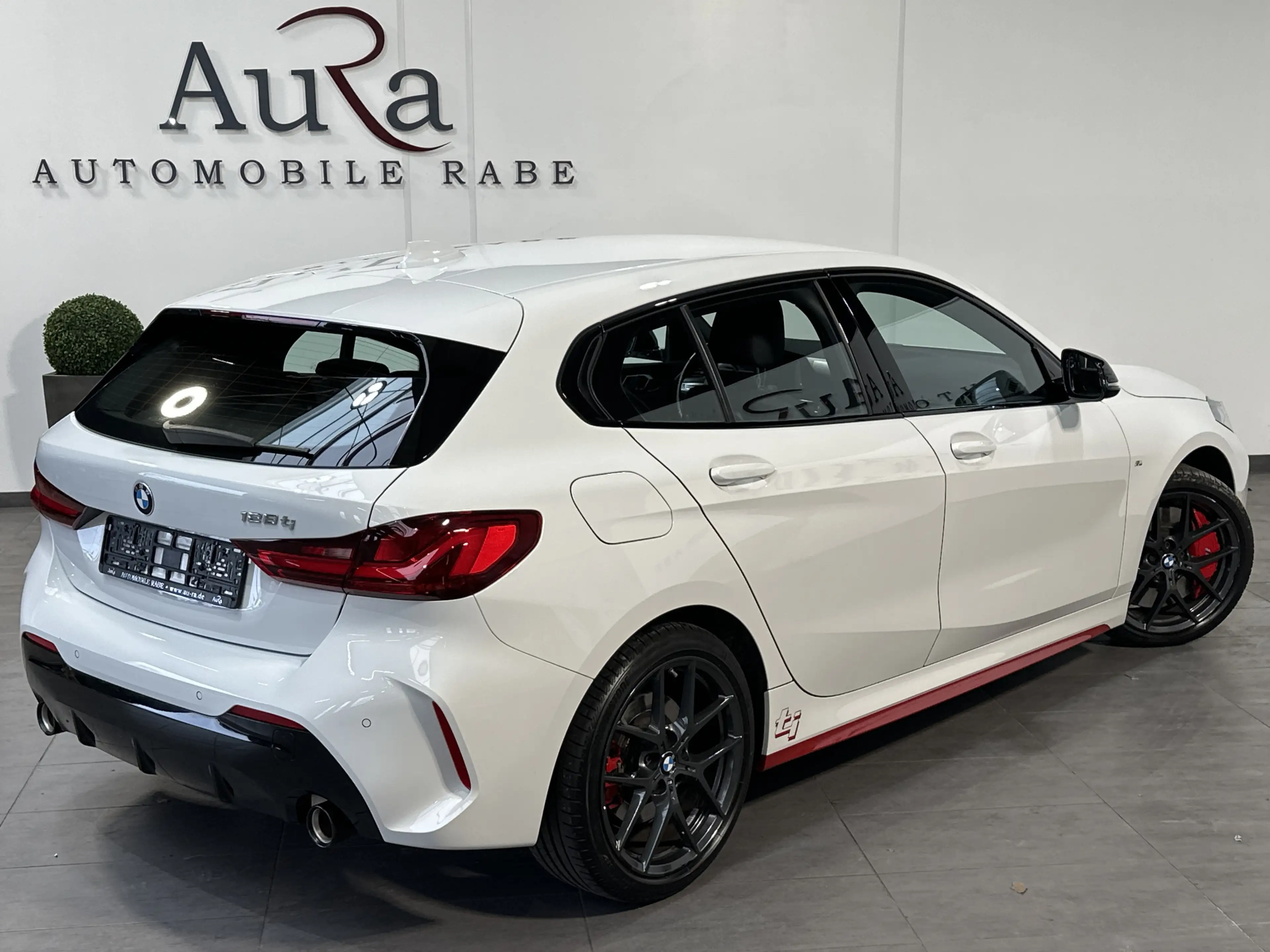 BMW 128 5-Türer Sport-Aut. NAV+LED+ACC+MEMORY+18ZO — photo 5