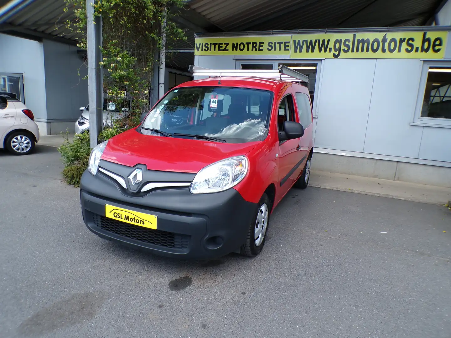 Renault Kangoo 1.2TCe 115cv 3places rouge 07/19 32546km Airco GPS Rood - 1