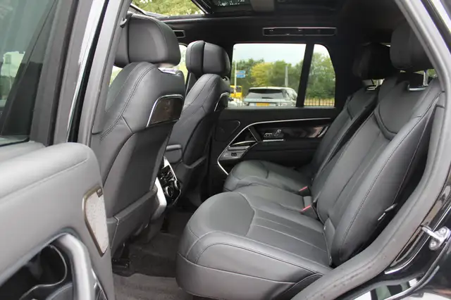 Land Rover Range Rover view 11