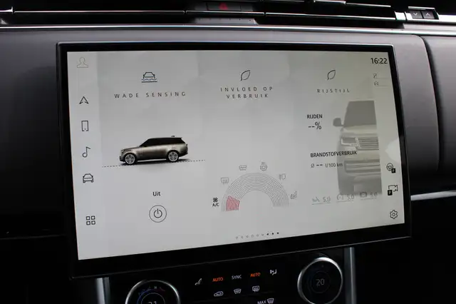 Land Rover Range Rover view 24