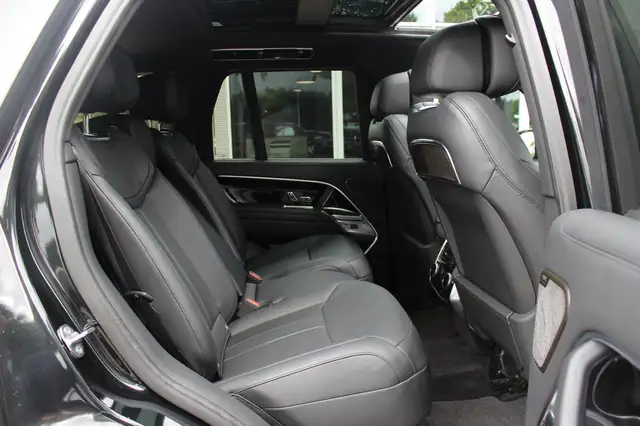 Land Rover Range Rover view 12